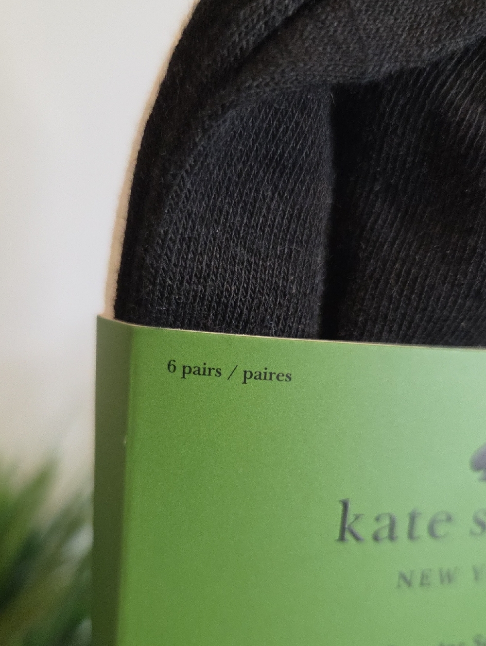SOLD***Kate Spade Pk Of 6 Quarter Socks - Picture 3 of 5